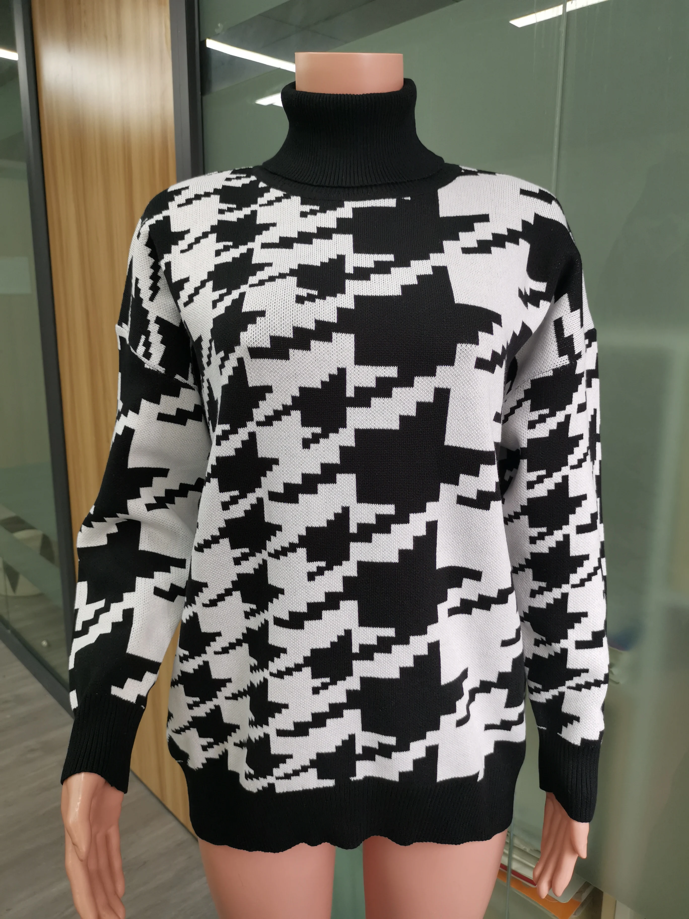 New Autumn Winter Knitted Jumper Tops Turtleneck Pullovers Casual Sweaters Women Shirt Long Sleeve Plaid Sweater Girls Women
New Autumn Winter Knitted Jumper Tops Turtleneck Pullovers Casual Sweaters Women Shirt Long Sleeve Plaid Sweater Girls Women