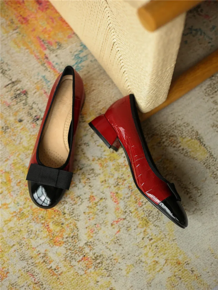 Retro Butterfly-Knot Shallow Round Toe Thick Heel Shoes Women 2020 New Autumn All-Match Mid-Heel Leather Comfortable High Heels
Retro Butterfly-Knot Shallow Round Toe Thick Heel Shoes Women 2020 New Autumn All-Match Mid-Heel Leather Comfortable High Heels