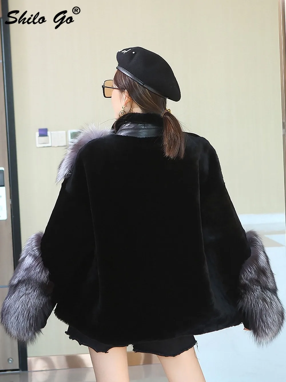 High Street Turn Down Collar Real Sliver Fox Fur Detail Double Faced Fur Coat Women Winter Casual Plus Size Fur Outwear Female
High Street Turn Down Collar Real Sliver Fox Fur Detail Double Faced Fur Coat Women Winter Casual Plus Size Fur Outwear Female