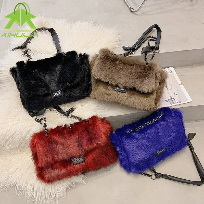 Winter Soft Large Capacity Messenger Style Plush Handbag Fur Shoulder Bag Female Female Travel Solid Color Handbags 
Winter Soft Large Capacity Messenger Style Plush Handbag Fur Shoulder Bag Female Female Travel Solid Color Handbags