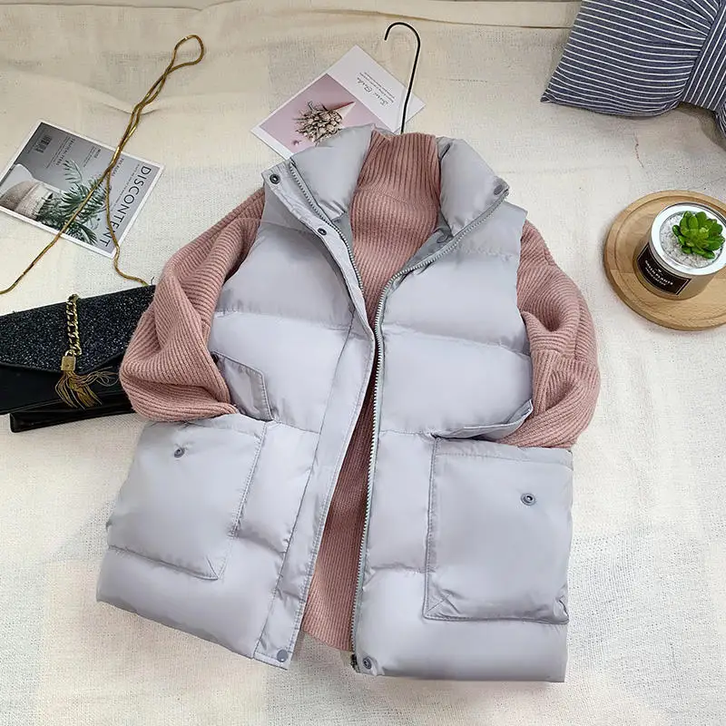 Short Winter Vest Women Coat Casual Warm Thicken Waistcoat Female Oversized Single-breasted Down Cotton Vest Woman Jacket Q2746
Short Winter Vest Women Coat Casual Warm Thicken Waistcoat Female Oversized Single-breasted Down Cotton Vest Woman Jacket Q2746