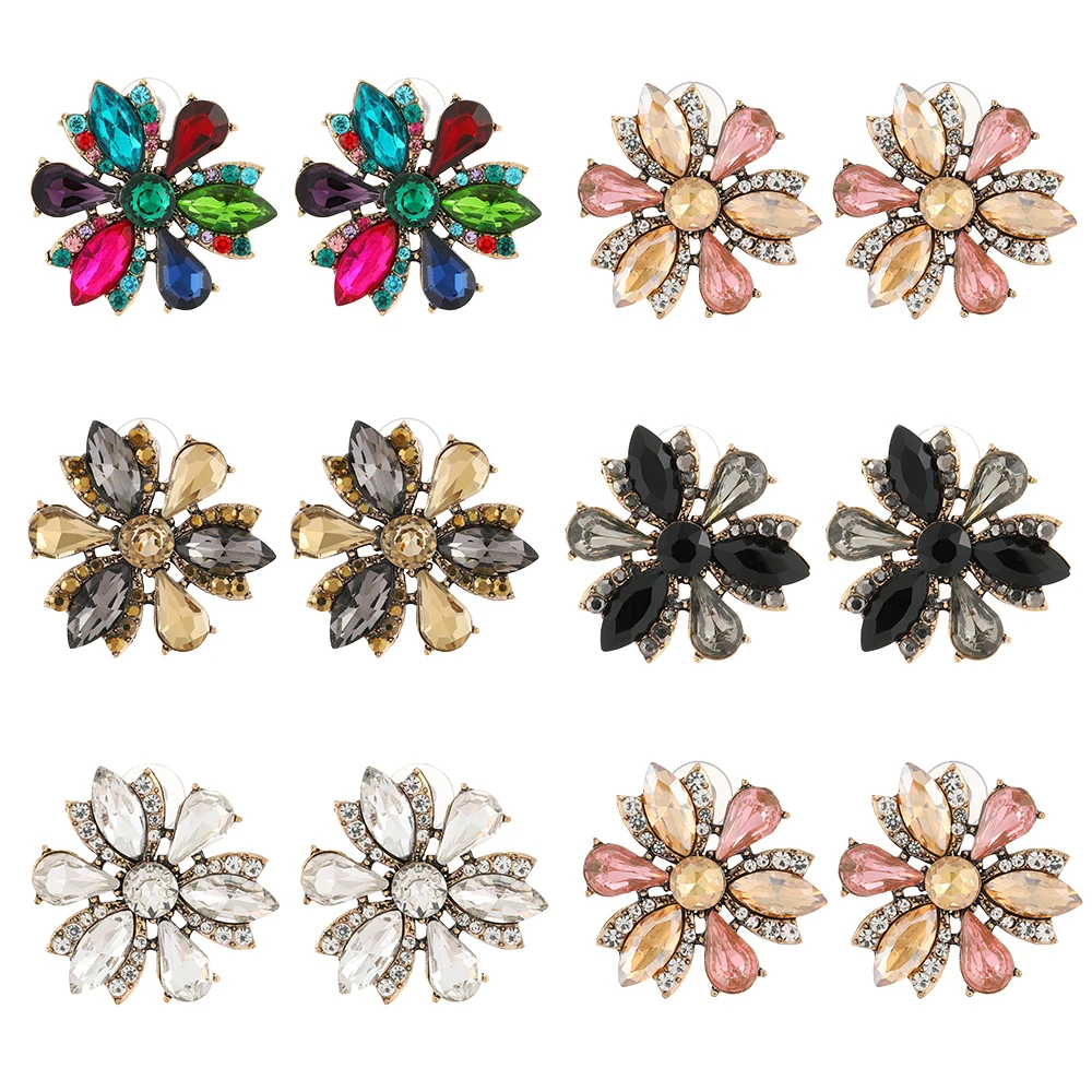 Ztech New 5 Color Flower Crystal Earrings For Women Girls Cute Elegant Style Jewelry Wedding Party Christmas Gifts Wholesale
Ztech New 5 Color Flower Crystal Earrings For Women Girls Cute Elegant Style Jewelry Wedding Party Christmas Gifts Wholesale