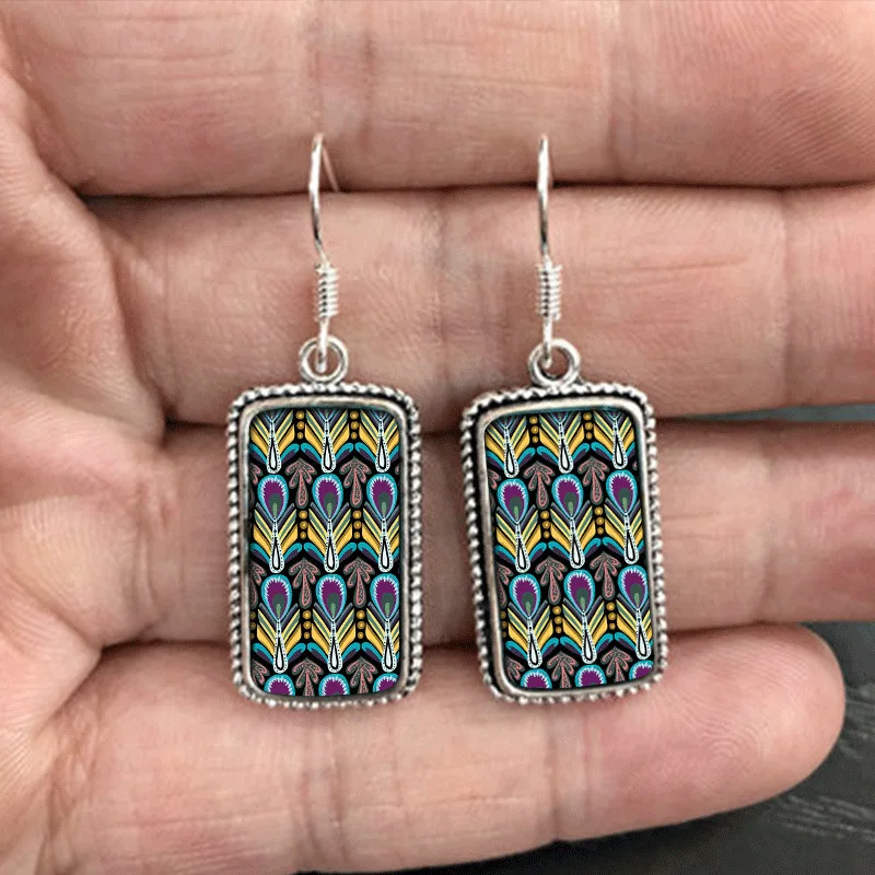 Bohemian National Style Women's Peacock Feather Pattern Earrings Square Retro Short Party High-end Earrings Fashion Jewelry
Bohemian National Style Women's Peacock Feather Pattern Earrings Square Retro Short Party High-end Earrings Fashion Jewelry