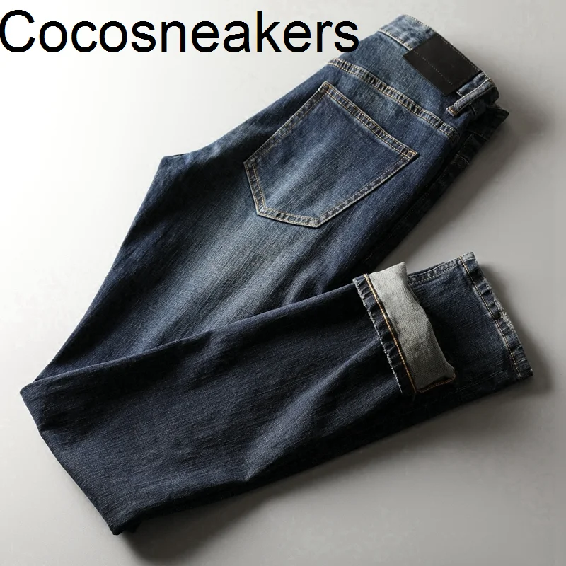 reappearance business classic Town of high-end store casual jeans Niuwang fashion slim straight jeans men
reappearance business classic Town of high-end store casual jeans Niuwang fashion slim straight jeans men