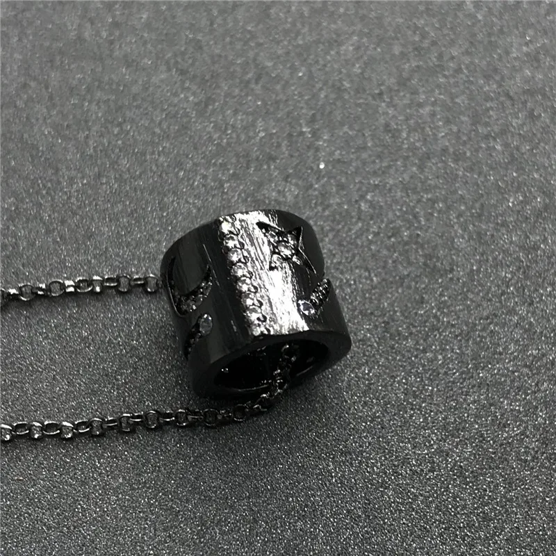 s925 sterling silver February new love lock necklace female black interlocking clavicle chain bohemian style jewelry 
s925 sterling silver February new love lock necklace female black interlocking clavicle chain bohemian style jewelry