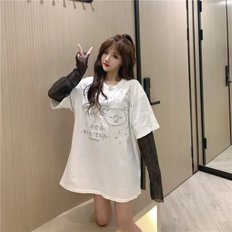 2021 new cotton mesh stitching sunscreen rhinestones women's long sleeve spring loose long top woman tshirts
2021 new cotton mesh stitching sunscreen rhinestones women's long sleeve spring loose long top woman tshirts