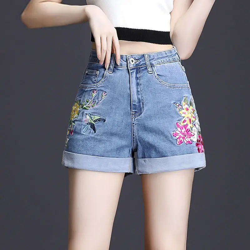 2021 Women Spring Summer Elegant Denim Shorts Ladies Embroidery High Waist Wide Legs Jean Shorts Female Casual Loose Shorts H786
2021 Women Spring Summer Elegant Denim Shorts Ladies Embroidery High Waist Wide Legs Jean Shorts Female Casual Loose Shorts H786