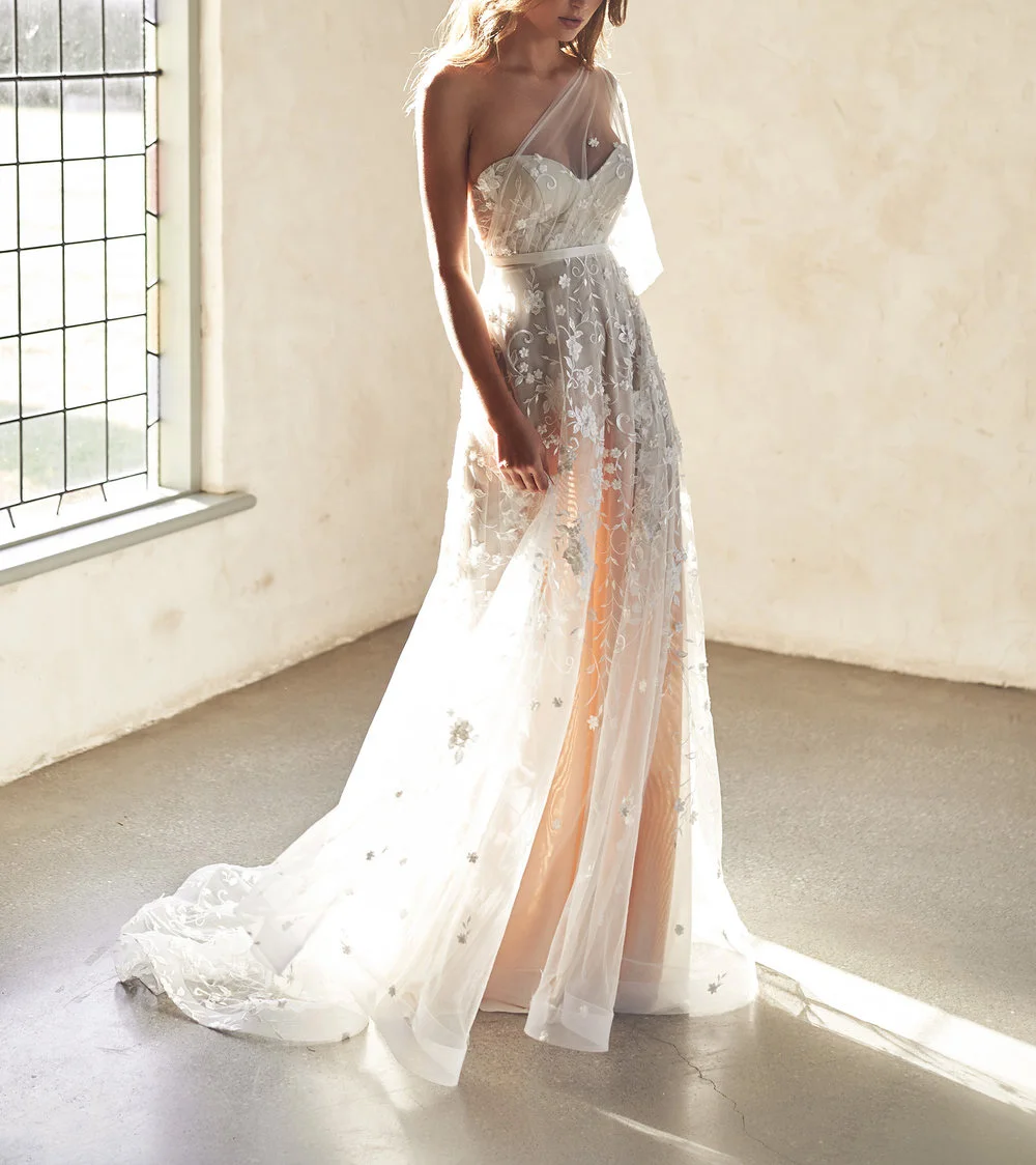 Chic One Shoulder Sleepwear Sleeveless Backless Lace Appliqued Evening Dress Custom Made Party Dress
Chic One Shoulder Sleepwear Sleeveless Backless Lace Appliqued Evening Dress Custom Made Party Dress