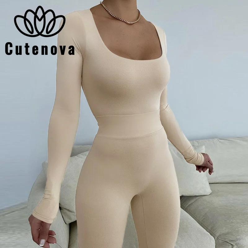 Новинка осени, новый Однотонный женский костюм CuteNova с низким вырезом и длинными рукавами, облегающие брюки с высокой талией
Новинка осени, новый Однотонный женский костюм CuteNova с низким вырезом и длинными рукавами, облегающие брюки с высокой талией