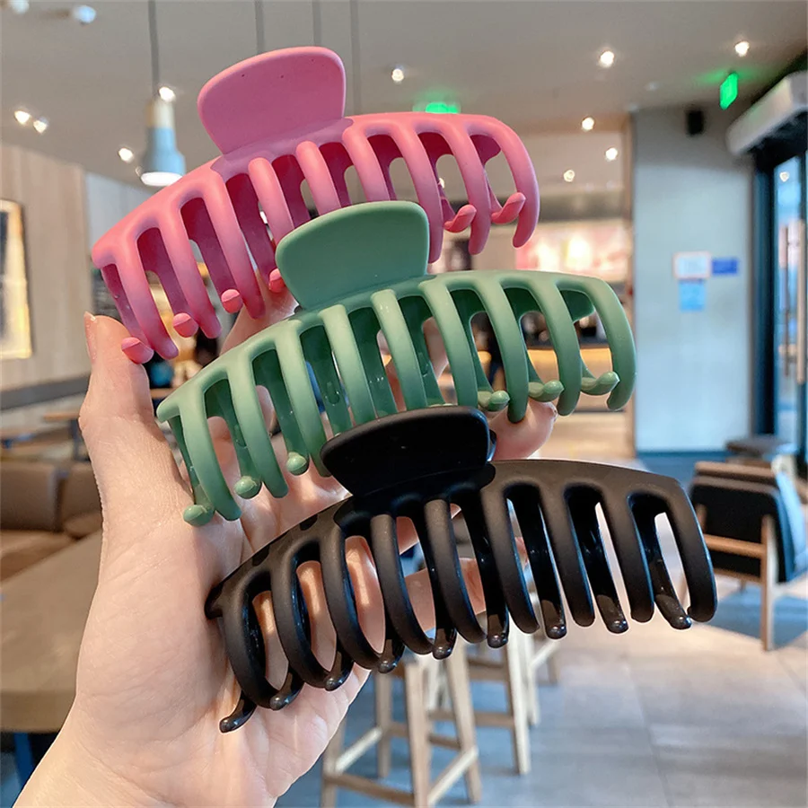 2022 Korean Solid Large Hair Claws Elegant Acrylic Hairpins Barrette Crab Hair Clips Headwear for Women Girls Hair Accessories
2022 Korean Solid Large Hair Claws Elegant Acrylic Hairpins Barrette Crab Hair Clips Headwear for Women Girls Hair Accessories