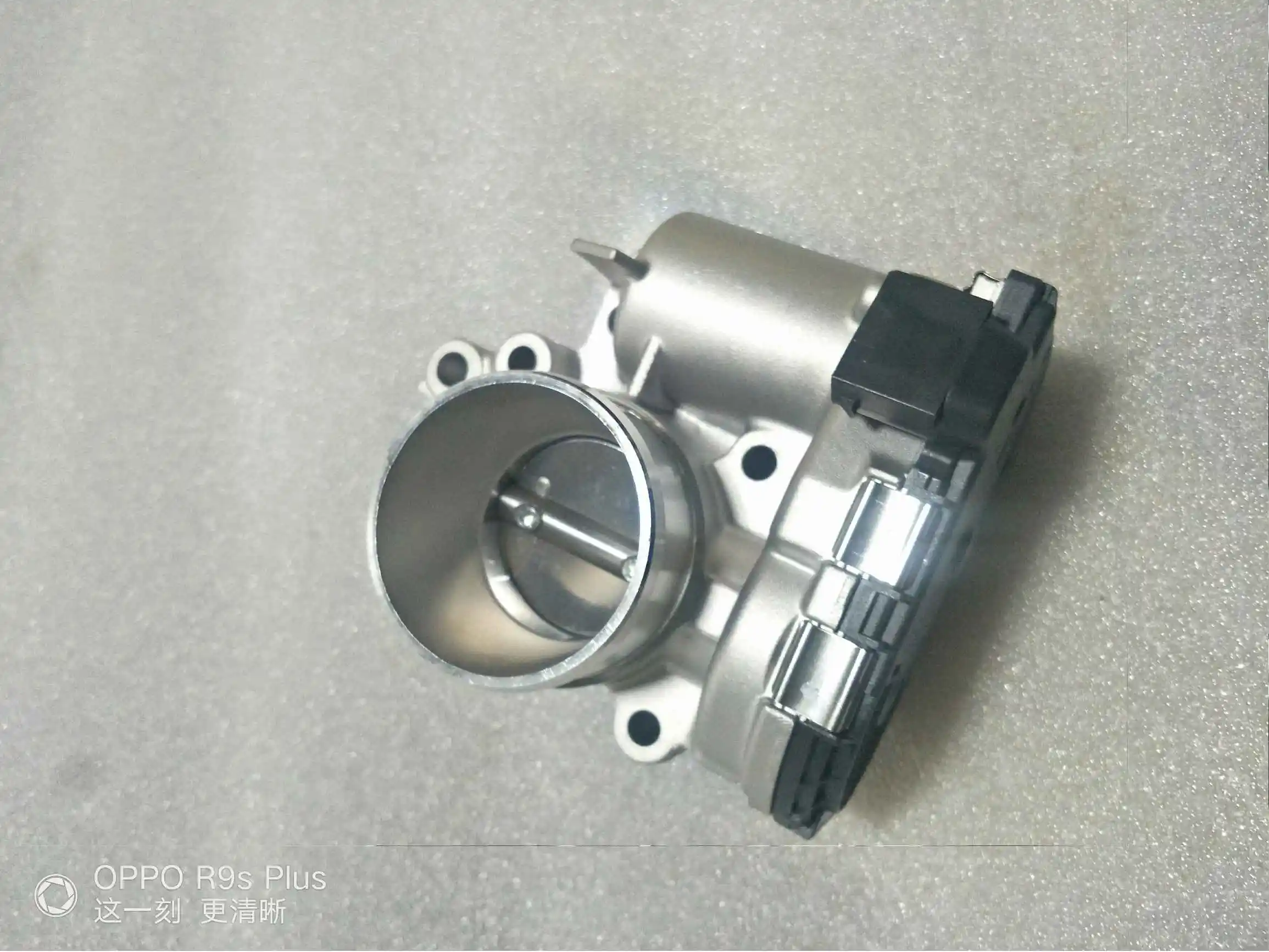 Корпус клапана дроссельной заслонки F01R00Y020 для haval h6 1,5 T voleex c50 1,5 t brillance bm15l chana cx20 и BRILANCE H230
Корпус клапана дроссельной заслонки F01R00Y020 для haval h6 1,5 T voleex c50 1,5 t brillance bm15l chana cx20 и BRILANCE H230