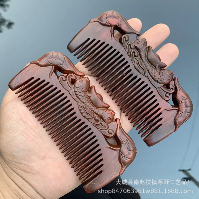 Lobular Rosewood Comb Carved Pisces Wooden Fine Teeth Gift Comb Sandalwood Retro Comb Crafts
Lobular Rosewood Comb Carved Pisces Wooden Fine Teeth Gift Comb Sandalwood Retro Comb Crafts