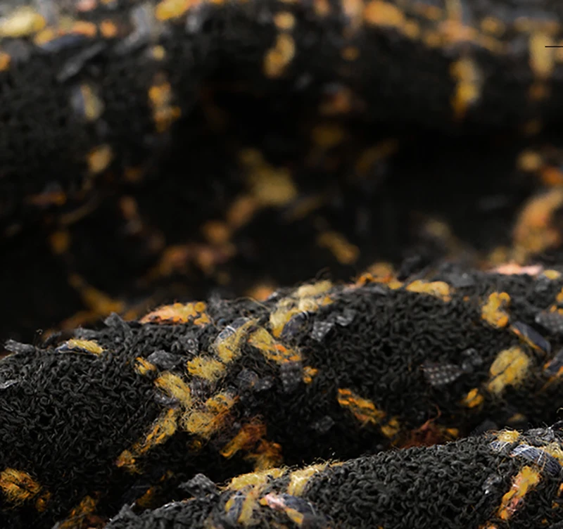 Маленькое дышащее Тканое твидовое пальто черного, темно-золотого цвета, одежда на заказ
Маленькое дышащее Тканое твидовое пальто черного, темно-золотого цвета, одежда на заказ