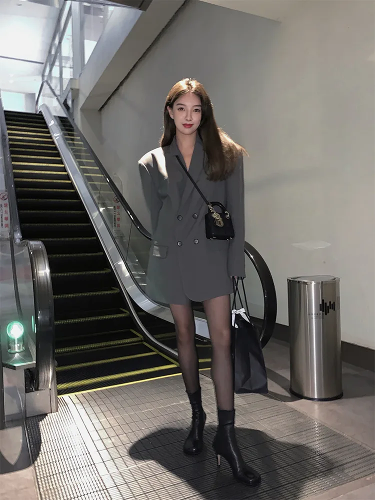 Blazers Women Minimalist Solid Outwear Loose Elegant Retro Official Fashion High Street Feminine All-match Spring Comfortable
Blazers Women Minimalist Solid Outwear Loose Elegant Retro Official Fashion High Street Feminine All-match Spring Comfortable