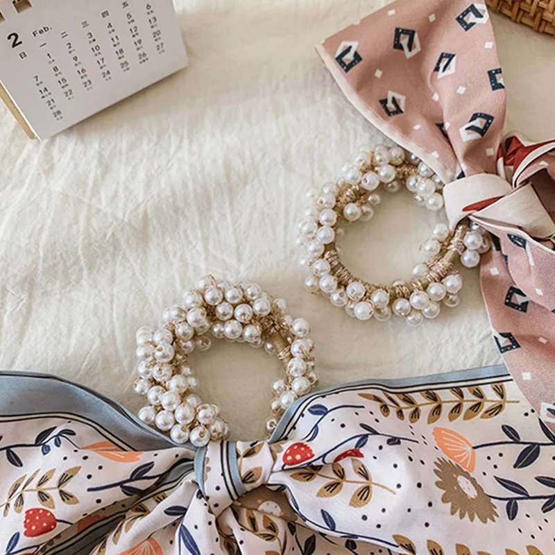 Korean Style Hair Bands Scrunchie Ponytail Holder Bow Rubber Rope Ties Ribbon Fabric Hairband Pearl Fashion Hair Accessories
Korean Style Hair Bands Scrunchie Ponytail Holder Bow Rubber Rope Ties Ribbon Fabric Hairband Pearl Fashion Hair Accessories