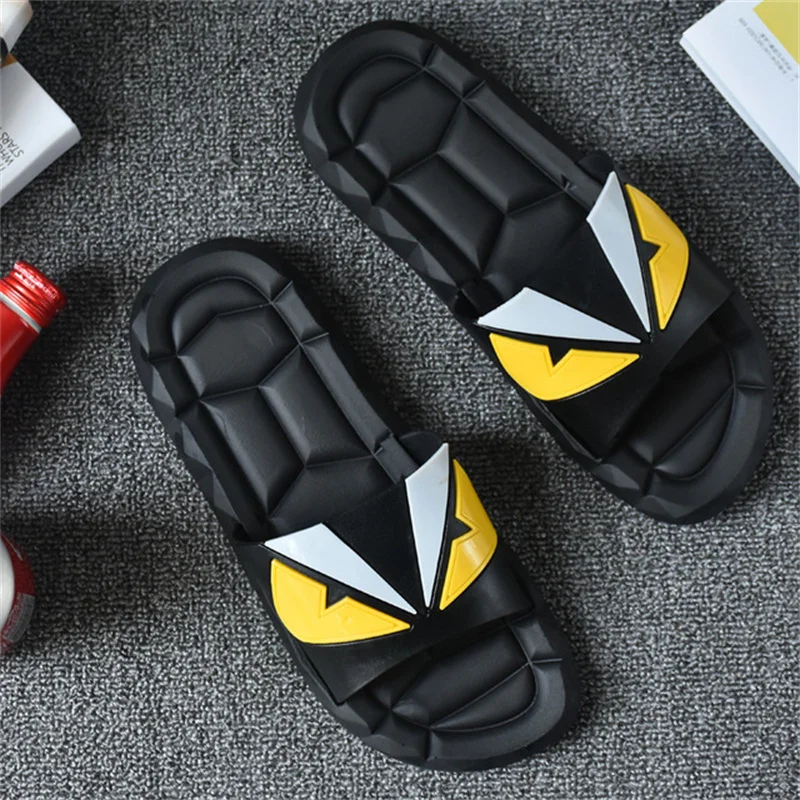 Sandals Men's 2021 Summer New Fashion and Comfortable Thick-soled Outdoor Home Furnishing All-match Men's Slippers
Sandals Men's 2021 Summer New Fashion and Comfortable Thick-soled Outdoor Home Furnishing All-match Men's Slippers