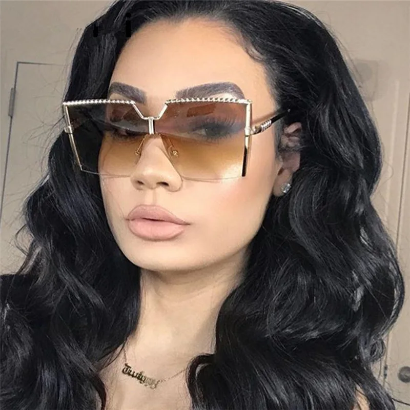 Veshion 2020 High Quality Fashion One Piece Spiral Half Frame Metal Square Oversized Sunglasses 
Veshion 2020 High Quality Fashion One Piece Spiral Half Frame Metal Square Oversized Sunglasses