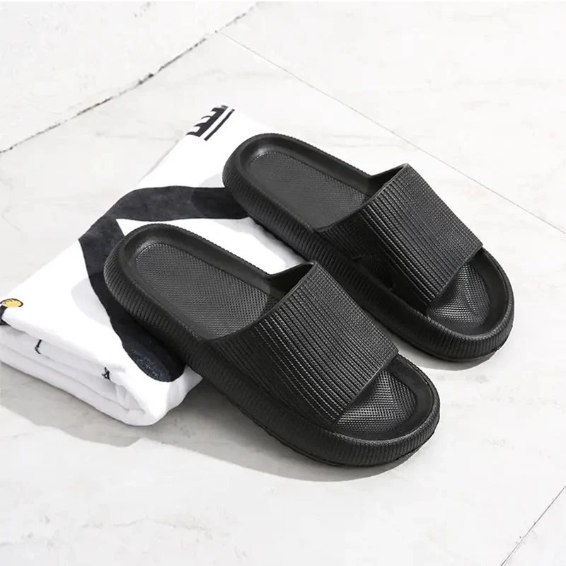 Unisex Men And Women Thicken Indoor Slippers Female House Slippers Bathroom Anti-slip Shoes Flip Flops 2021 Summer Women Shoes
Unisex Men And Women Thicken Indoor Slippers Female House Slippers Bathroom Anti-slip Shoes Flip Flops 2021 Summer Women Shoes