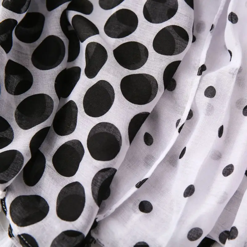 180x90cm Summer Polka Dot Contast Color Large Scarf Tassels Voile Lightweight Sunscreen Beach Oversized Shawl Wrap Hijab
180x90cm Summer Polka Dot Contast Color Large Scarf Tassels Voile Lightweight Sunscreen Beach Oversized Shawl Wrap Hijab