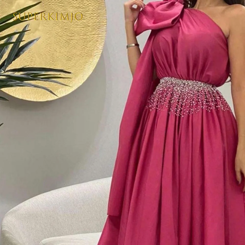 SuperKimJo Vestido Longo Festa One Shoulder Prom Dresses 2021 Beaded A-Line Hot Pink Elegant Prom Gown 2022 Robes De Cocktail
SuperKimJo Vestido Longo Festa One Shoulder Prom Dresses 2021 Beaded A-Line Hot Pink Elegant Prom Gown 2022 Robes De Cocktail