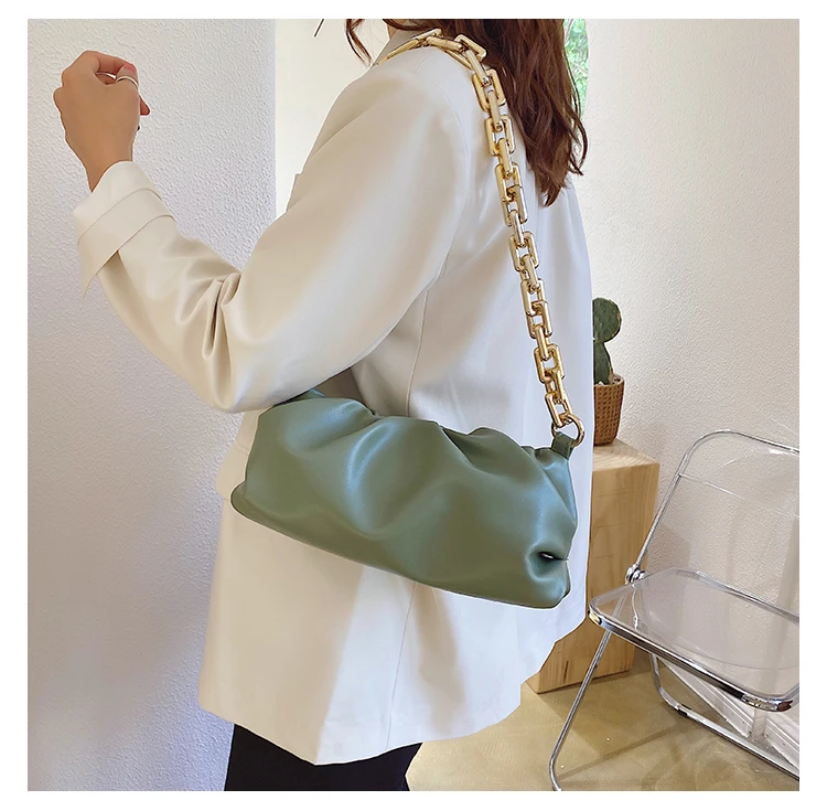 2021 Day Clutch Thick Gold Chains Dumpling Clip Purse Bag Women Cloud Underarm Shoulder Bag Pleated Baguette Pouch Totes Handbag
2021 Day Clutch Thick Gold Chains Dumpling Clip Purse Bag Women Cloud Underarm Shoulder Bag Pleated Baguette Pouch Totes Handbag