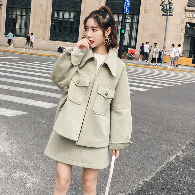 Wool Blends Women New Slim Bat Sleeve Two-piece Suits Sets Apricot Women Warm Skirt Womens Tops Blouses Basic Jackets
Wool Blends Women New Slim Bat Sleeve Two-piece Suits Sets Apricot Women Warm Skirt Womens Tops Blouses Basic Jackets