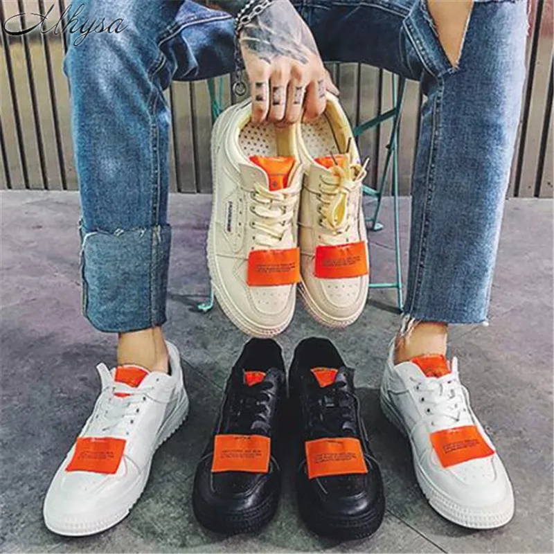 2019 new spring, summer, autumn and winter men's shoes low to help white Korean fashion men's white canvas shoes Z199
2019 new spring, summer, autumn and winter men's shoes low to help white Korean fashion men's white canvas shoes Z199