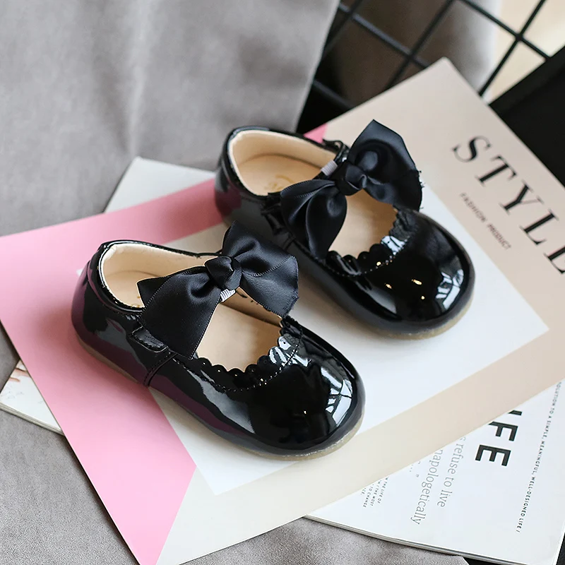 Cute Bowknot Multi-purpose Single Shoes 2020 Spring New Korean Princess Shoes Versatile Shoes Dance Shoes
Cute Bowknot Multi-purpose Single Shoes 2020 Spring New Korean Princess Shoes Versatile Shoes Dance Shoes