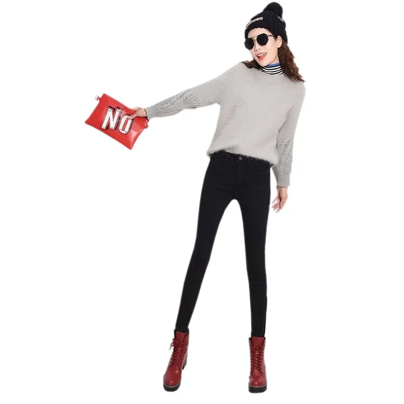 New 2021Autumn Winter High quality Women's Jeans High waist Elastic slim Women's Pants Plus velvet Thick Warm Casual Female Pant
New 2021Autumn Winter High quality Women's Jeans High waist Elastic slim Women's Pants Plus velvet Thick Warm Casual Female Pant