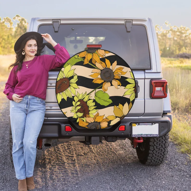Подсолнухи и полосы-запасная крышка для автомобильного Wrangler, Car Liberty, 2021 Бронко, RV, RV-дополнительное Резервное отверстие для камеры
Подсолнухи и полосы-запасная крышка для автомобильного Wrangler, Car Liberty, 2021 Бронко, RV, RV-дополнительное Резервное отверстие для камеры