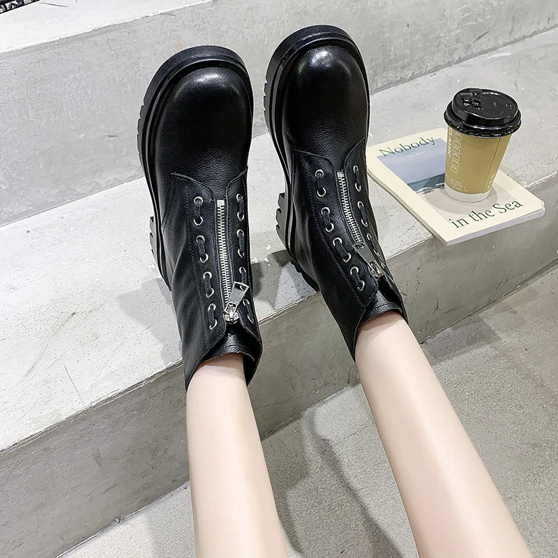 Front Zipper Ankle Boots Women Fashion Black Square Heel Non-slip Ankle Boots Autumn New Style Lace Leather Casual Women's Shoes
Front Zipper Ankle Boots Women Fashion Black Square Heel Non-slip Ankle Boots Autumn New Style Lace Leather Casual Women's Shoes
