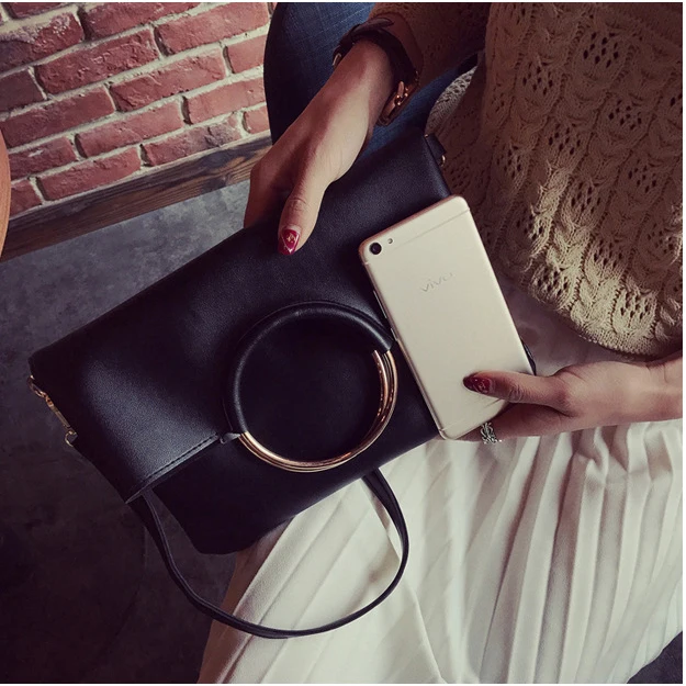 2021 Lock Bucket Leather Pu Clutch Messenger Bag For Women,Luxury Designer Shoulder Bags Handbags,Leisure Travel Crossbody Bags 
2021 Lock Bucket Leather Pu Clutch Messenger Bag For Women,Luxury Designer Shoulder Bags Handbags,Leisure Travel Crossbody Bags