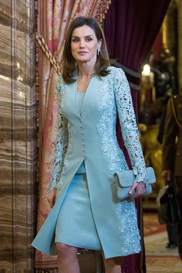 Elegant Outdoor Mother Of Bride Dresses 2021 Suits Short Two Piece Blue Long Sleeve Groom Wedding Party Gowns Lace Uk Arabic
Elegant Outdoor Mother Of Bride Dresses 2021 Suits Short Two Piece Blue Long Sleeve Groom Wedding Party Gowns Lace Uk Arabic