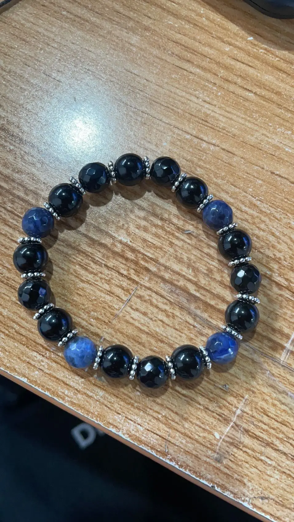 Wholesale Kpop Bangtan Boys JK Natural Agate Stone Beaded Chain Stray Animals Should Aid Lucky Bracelet Jewelry Stone
Wholesale Kpop Bangtan Boys JK Natural Agate Stone Beaded Chain Stray Animals Should Aid Lucky Bracelet Jewelry Stone