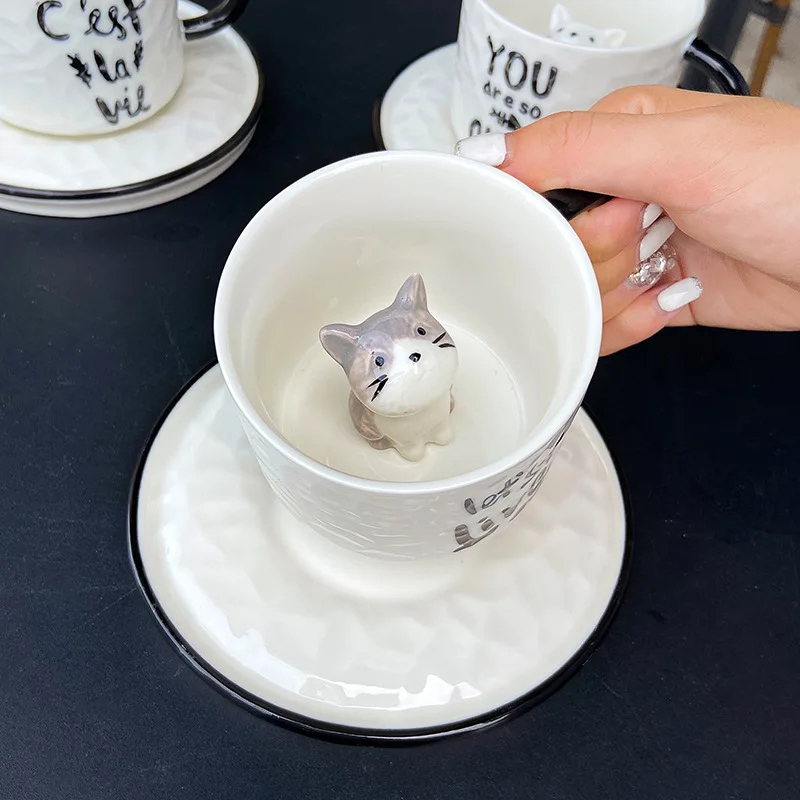 cat coffee cup plate Cute ceramic cup Cartoon creative Cup restaurant milk tea breakfast cup student gift Cup
cat coffee cup plate Cute ceramic cup Cartoon creative Cup restaurant milk tea breakfast cup student gift Cup