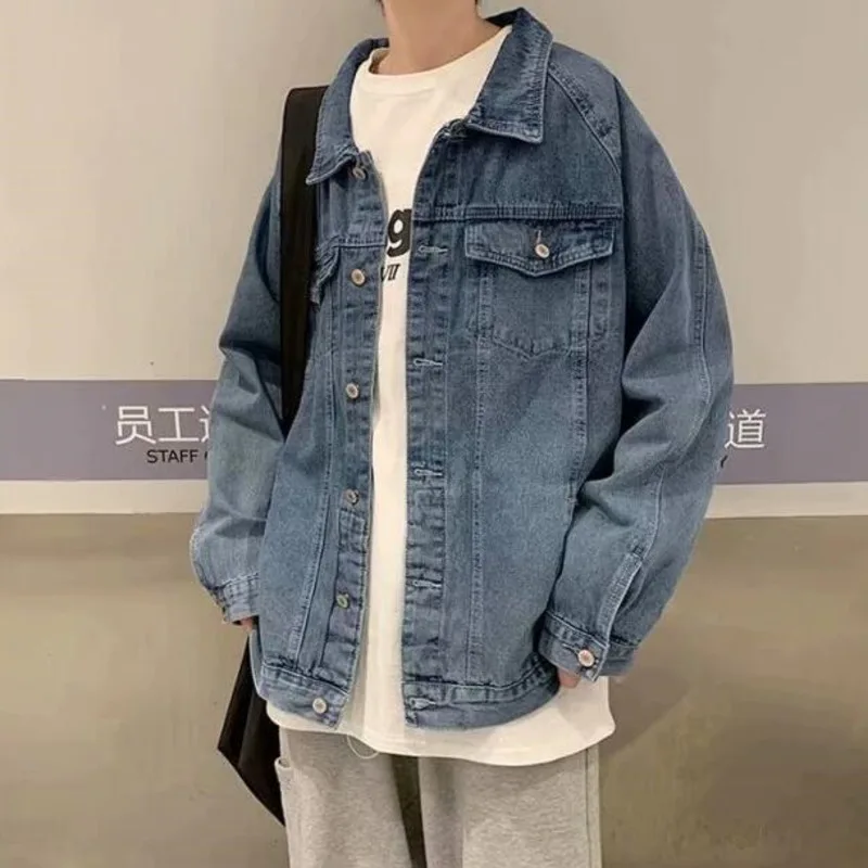 Spring Autumn Solid Color Tooling Jacket Men Korean Fashion Loose Denim Jacket Men Harajuku Streetwear Bomber Jacket Men
Spring Autumn Solid Color Tooling Jacket Men Korean Fashion Loose Denim Jacket Men Harajuku Streetwear Bomber Jacket Men