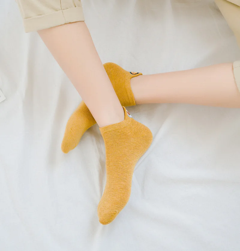 Japanese Style Embroidery Animal Pug Dog Socks Women Funny Ankle Socks Femme Harajuku asymmetry Socks Girls Drop Shipping
Japanese Style Embroidery Animal Pug Dog Socks Women Funny Ankle Socks Femme Harajuku asymmetry Socks Girls Drop Shipping