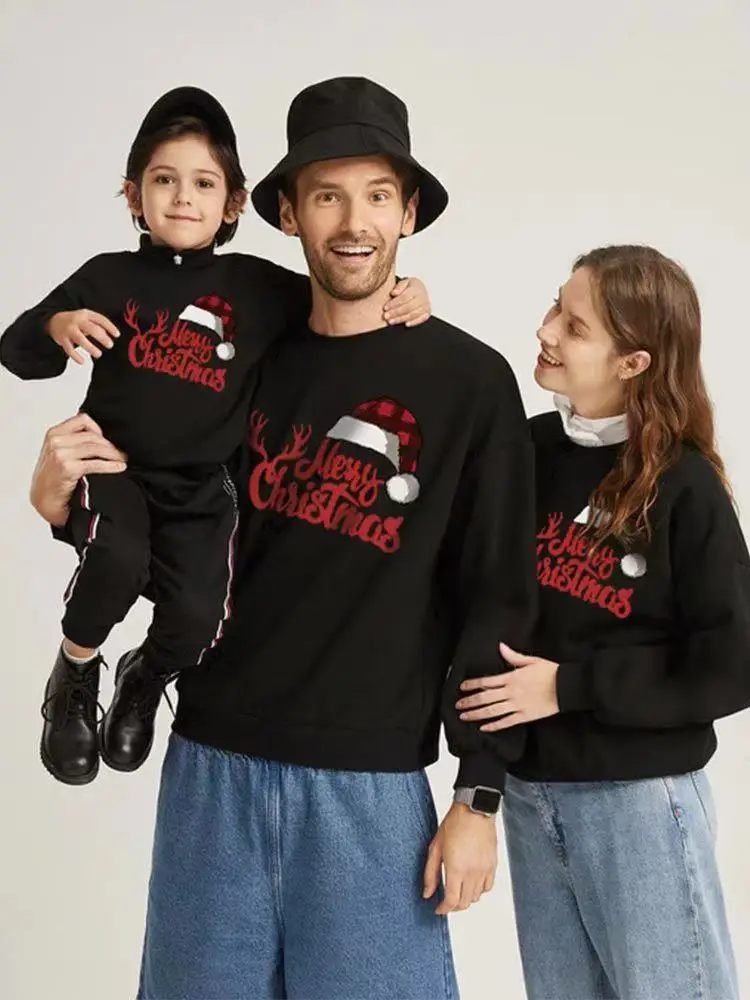 Family Christmas Outfits Mother Father Daughter Son Matching Sweatshirt Daddy Mommy Kid Boy Girl Baby Couple Set Women Men Shirt
Family Christmas Outfits Mother Father Daughter Son Matching Sweatshirt Daddy Mommy Kid Boy Girl Baby Couple Set Women Men Shirt