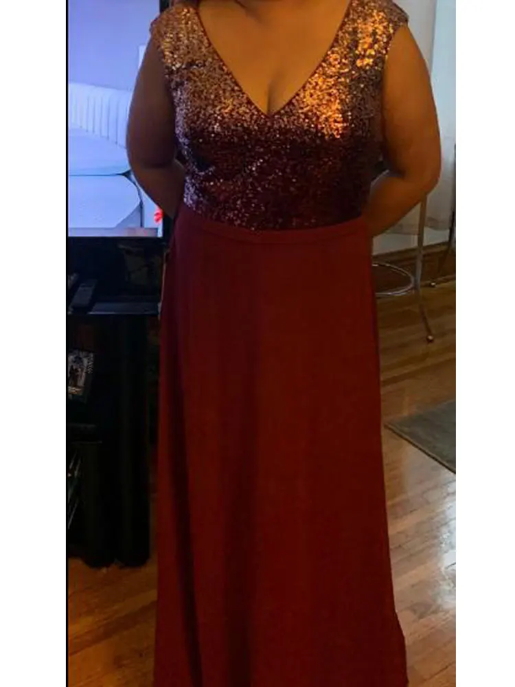 Charming Deep V-Neck Sequins Prom Party Dancing Gown Floor Length Backless Evening Formal Dress
Charming Deep V-Neck Sequins Prom Party Dancing Gown Floor Length Backless Evening Formal Dress