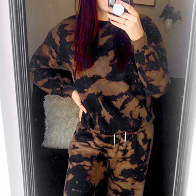 Autumn Women's Long-Sleeved Sweatshirt Loose Dye Printing Round Neck Pullover Top
Autumn Women's Long-Sleeved Sweatshirt Loose Dye Printing Round Neck Pullover Top