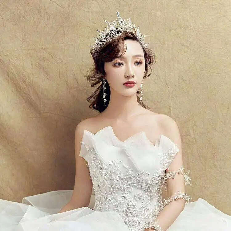 Bride Crown Korean Style New Style Immortal Princess Glorious Crown Sweet Birthday Headdress Marriage Hair Accessories Wedding H
Bride Crown Korean Style New Style Immortal Princess Glorious Crown Sweet Birthday Headdress Marriage Hair Accessories Wedding H