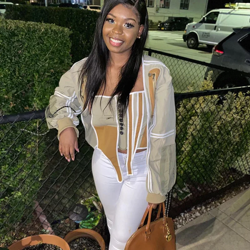 Coats & Jackets
Coats & Jackets