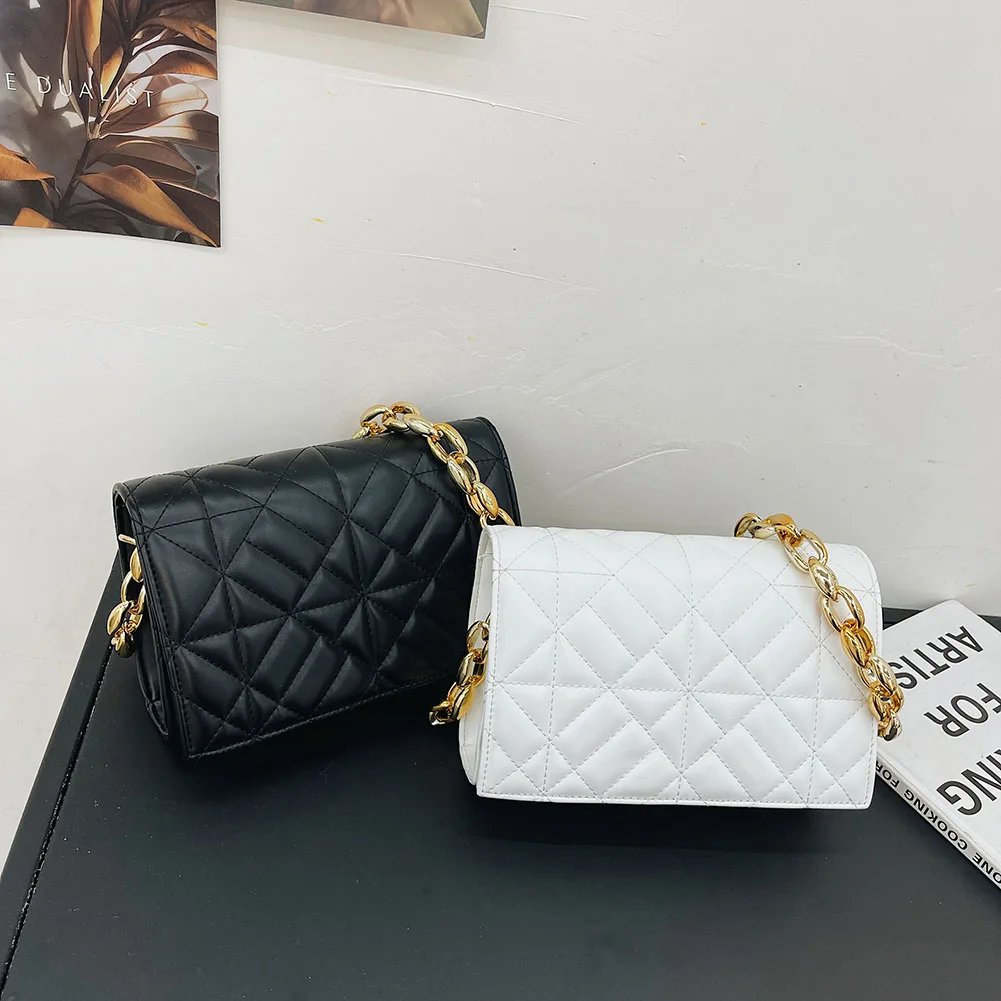Thick Chain Design New Small PU Leather Flap Underarm Bags For Women 2021 Summer Lady Shoulder Handbag Female
Thick Chain Design New Small PU Leather Flap Underarm Bags For Women 2021 Summer Lady Shoulder Handbag Female