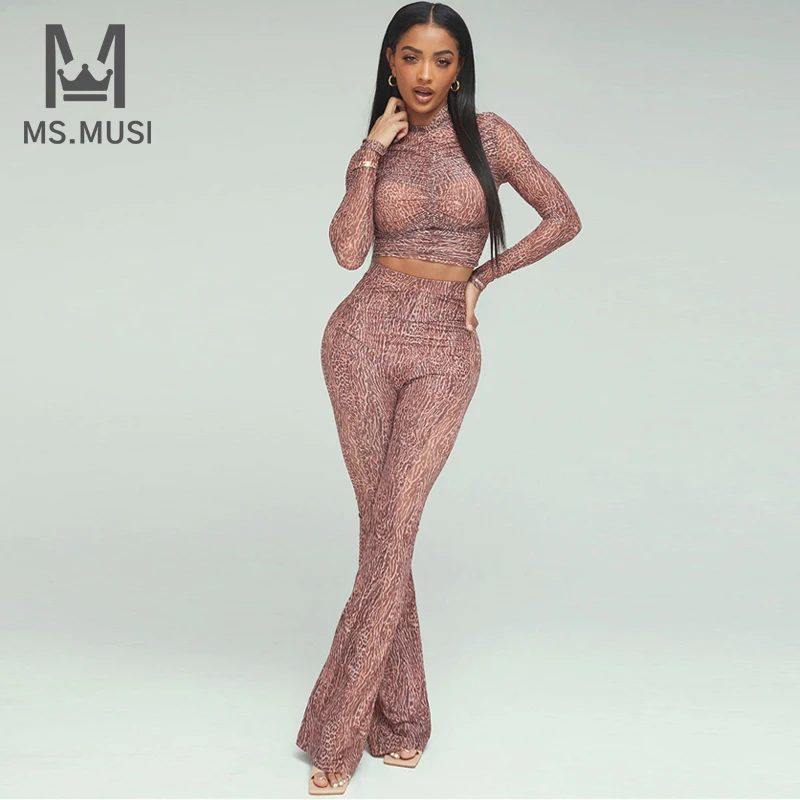 Новинка 2022, Модный женский осенний сексуальный комплект из двух частей MSMUSI с леопардовым принтом, облегающий чокер с длинным рукавом, короткий топ 
Новинка 2022, Модный женский осенний сексуальный комплект из двух частей MSMUSI с леопардовым принтом, облегающий чокер с длинным рукавом, короткий топ