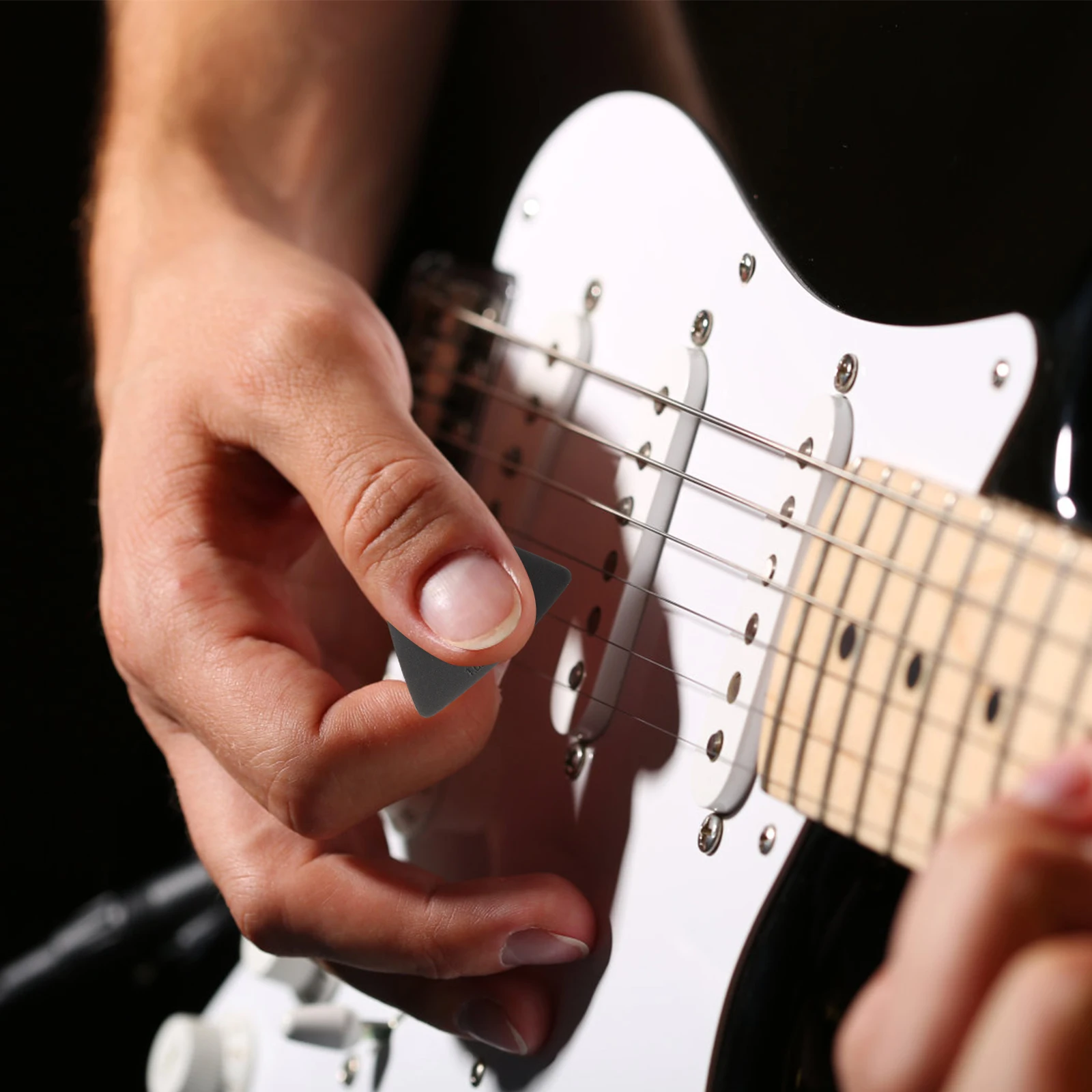 1 Set of Guitar Plectrum Triangular Guitar Pick Guitar Pick Guitar Accessory for Instrument Guitar Performance
1 Set of Guitar Plectrum Triangular Guitar Pick Guitar Pick Guitar Accessory for Instrument Guitar Performance