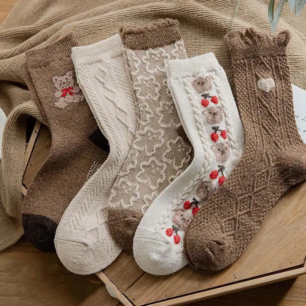 Fleece Thick Ins Style Bear Pattern Khaki Coffee Heart Mid-tube Socks Women Winter Socks Korea Style Female Hosiery
Fleece Thick Ins Style Bear Pattern Khaki Coffee Heart Mid-tube Socks Women Winter Socks Korea Style Female Hosiery