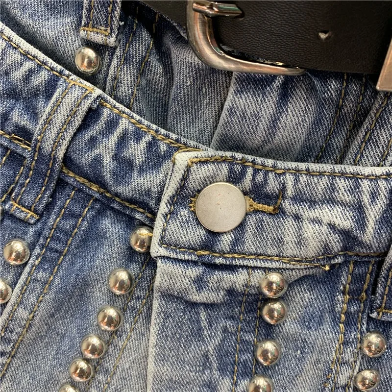 New Denim Skirt Women Summer Korean Beading Ripped Mini A-Line Skirt Ladies Punk Jeans Skirt Female Streetwear Female Hot
New Denim Skirt Women Summer Korean Beading Ripped Mini A-Line Skirt Ladies Punk Jeans Skirt Female Streetwear Female Hot