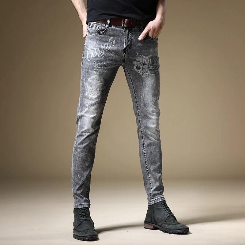 

Джинсы с принтом темно-серые мужские модные Стрейчевые облегающие джинсовые брюки