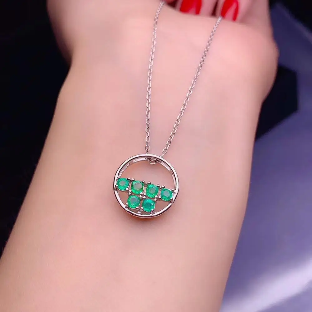 Uloveido Tested Emerald Necklace Circle Round Pendant for Women, 925 Sterling Silver, 3*3mm Gem, Velvet Box Certificate FN706
Uloveido Tested Emerald Necklace Circle Round Pendant for Women, 925 Sterling Silver, 3*3mm Gem, Velvet Box Certificate FN706
