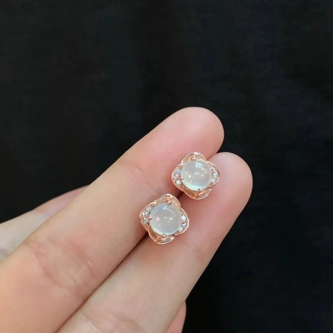 New Myanmar Chalcedony Jade Stud Earrings Women's Anti-Allergy S925 Silver Inlaid Earrings Ice-like Japanese and Korean Egg
New Myanmar Chalcedony Jade Stud Earrings Women's Anti-Allergy S925 Silver Inlaid Earrings Ice-like Japanese and Korean Egg